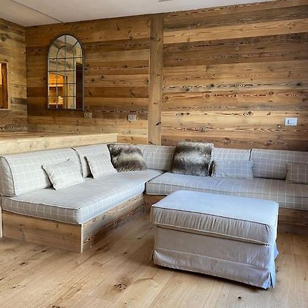 Incantevole Appartamento Stile Chalet Breuil Cervinia エクステリア 写真