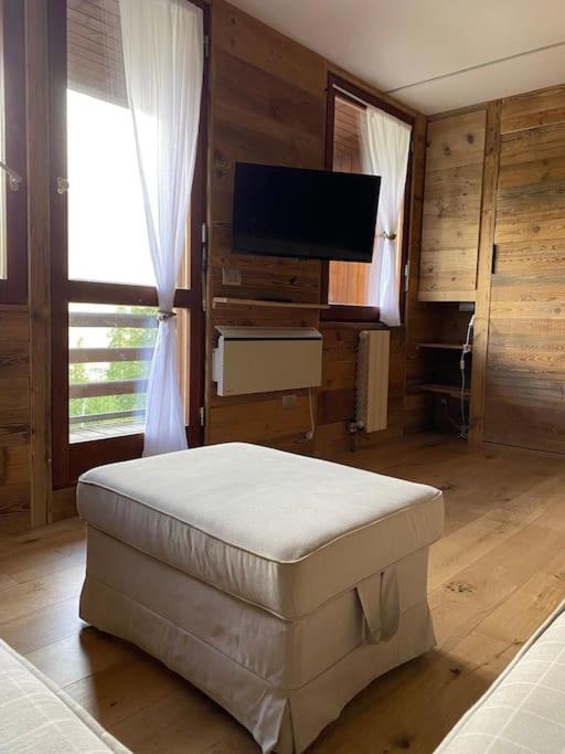 Incantevole Appartamento Stile Chalet Breuil Cervinia エクステリア 写真