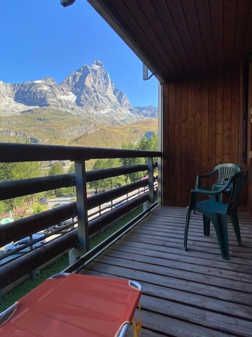 Incantevole Appartamento Stile Chalet Breuil Cervinia エクステリア 写真