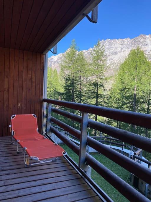 Incantevole Appartamento Stile Chalet Breuil Cervinia エクステリア 写真